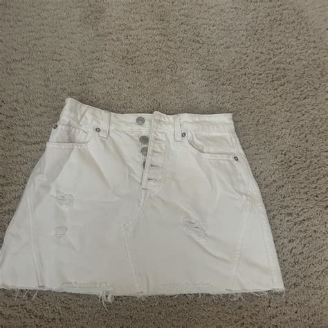 Free People White Jean Skirt Size 26/2 - Depop