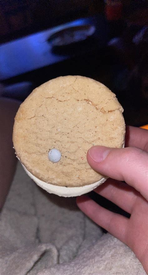 Bought M&M ice cream sandwiches : r/mildlyinfuriating