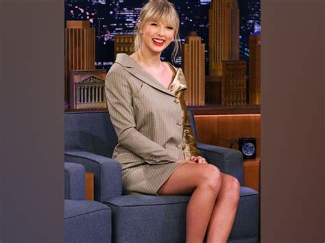 Man arrested for trespassing Taylor Swift's Tribeca apartment in New York