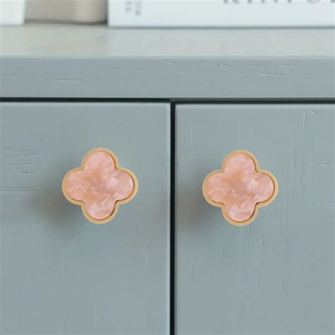 Clover Brass Cabinet Knob Collection | T21