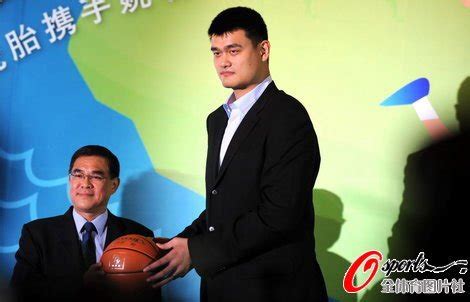 姚明零薪酬、CBA收入创历史之最、中国篮球名人堂2019年面世……你想看的干货全在这