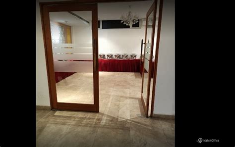 Business center with modern facilities in Bangalore Central, Karnataka.