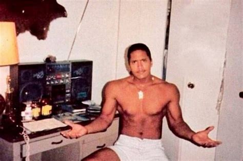 5 Unrecognizable The Rock Childhood Photos Left Everyone Speechless ...
