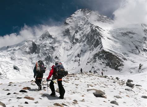 “I Found One of the Bodies on K2” — An Exclusive Report – OLD NEWS