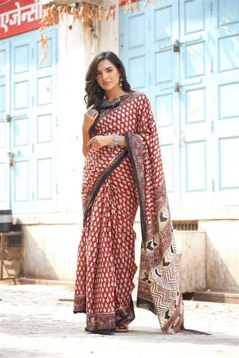 Buy Mulmul Cotton Saree online at Indian Blocks Print