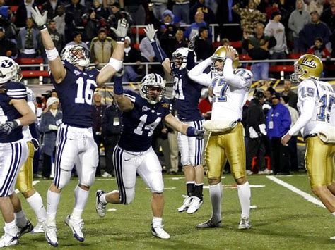 Commemorating BYU football's 50 years of bowl games – Deseret News