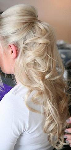 What Hairstyle Should I by Hmm Definitely Thinking Half Up Do Bottom Curled And I What Hairstyle Should I