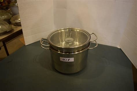 Lot - Stock Pot w/Strainers