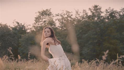 Live Hand Expression Vimeo 的图像结果