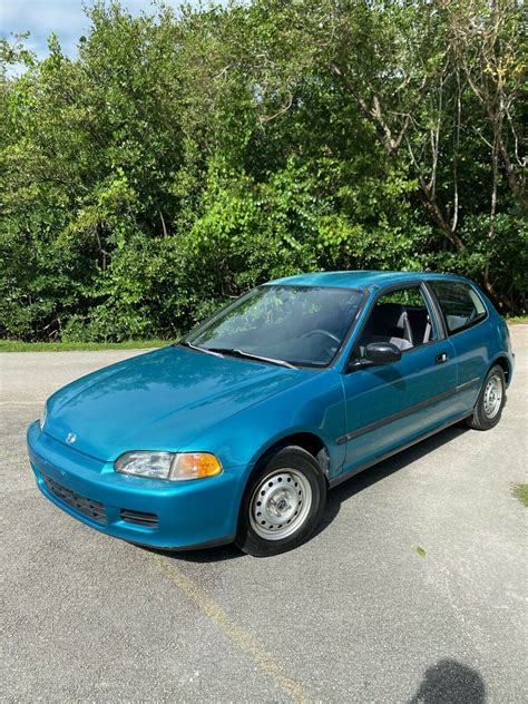 1992 Honda Civic Hatchback Green FWD Manual DX for sale