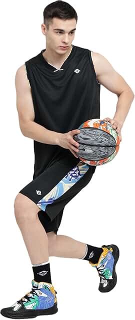 Amazon.in: ₹2,500 - ₹5,000 - Men's Basketball Shoes / Men's Sports ...