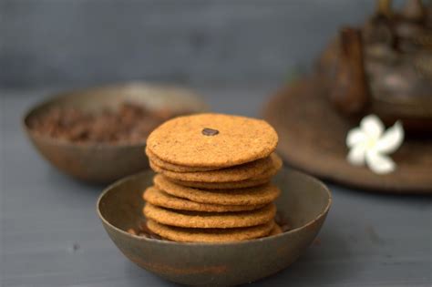 Cakes & More: Eggless Coffee Walnut Cookies