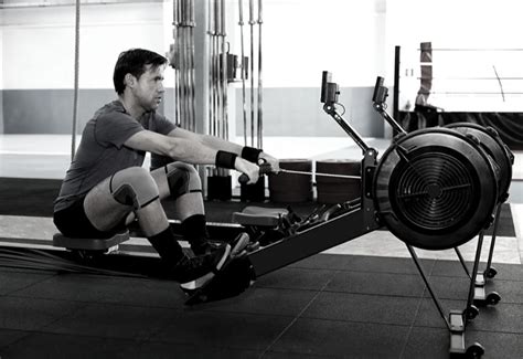 30-Minute Rowing Machine Workout 的图像结果