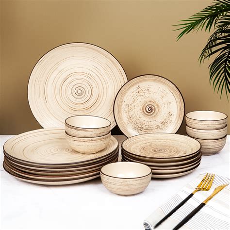 Cream Ceramic Spiral Dinnerware - Set of 18 – The Golden Theory