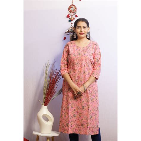 Utsa Pink Floral Kurti – Sacche Dhaage Fashion