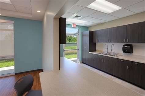 Suncoast Community Health Center, Wimauma - Precise Construction