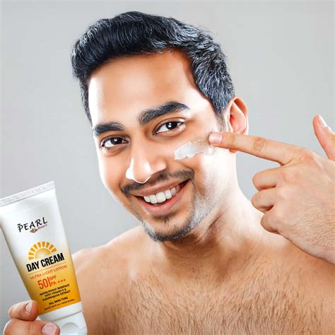 Sunscreen With SPF 50| Day Cream Sunscreen With SPF 50 - ARM