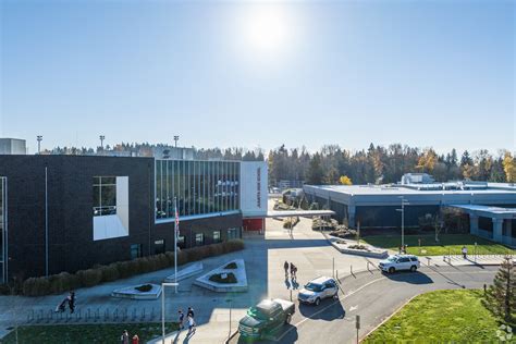 Kirkland Middle School in Kirkland, WA - Homes.com