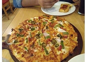 3 Best Pizza Shops in Noida - Expert Recommendations