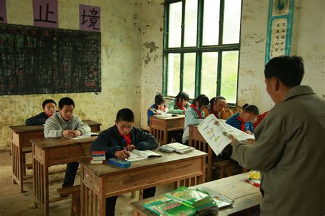 中国教育报：立“四维”破“五唯” 引领教育生态良性发展
