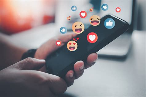 The Ultimate Guide to Creating an Effective Social Media Strategy - Social Maestro