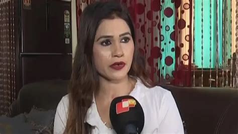 Jatra actress Rani Priyadarshini meets Odisha Law Minister, seeks ...