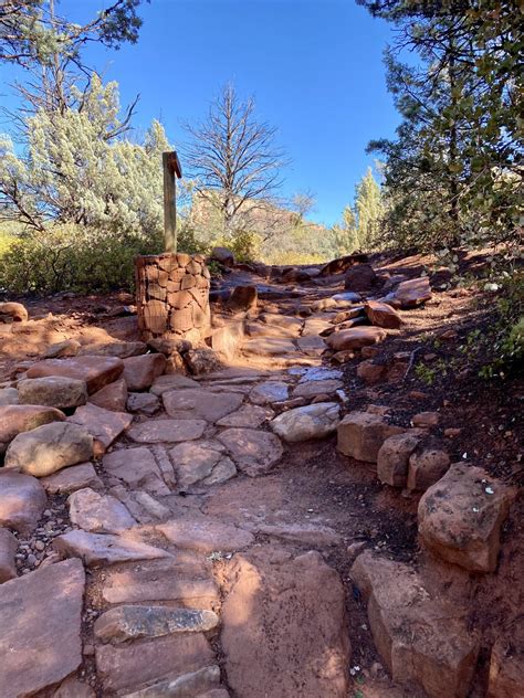 Bell Rock Pathway Hike in Sedona, Arizona