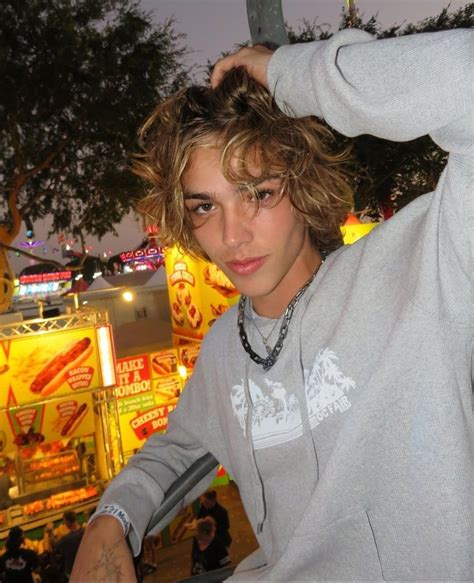 Johnny🩷Kritsberg #johnnykritsberg | Boy hairstyles, Attractive guys ...