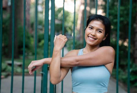 15 Best Arm Exercises to pump up your bicep and tricep