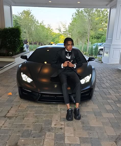 Black Suit Vests & Tuxedo Vests | Gentleman's Guru