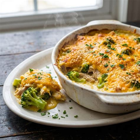 Grandma's Chicken Divan: A Creamy Broccoli Casserole Classic