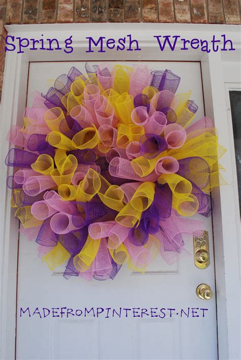 Spring Mesh Wreaths Tutorial 的图像结果