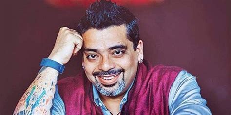 Standup Comedian in Goa India 9823395060 | stand-up Comedian in Goa.