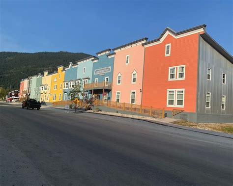 HOLLAND AMERICA DAWSON CITY INN - 2025 Hotel Reviews, Photos, Rate ...