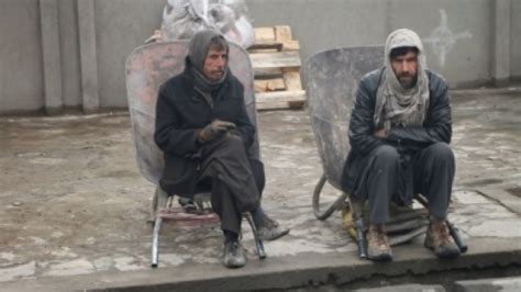 Afghans' Annual Per Capita Income Could Fall To $350