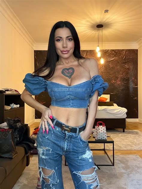 Priscilla Salerno Pics - Wallpics.Net - Wallpapers, Photos, Pictures ...