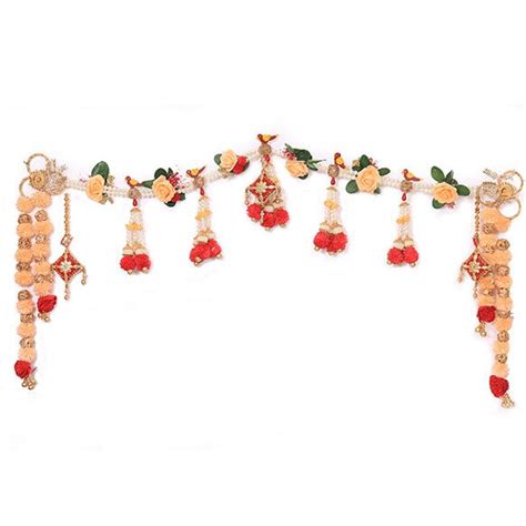 Floral Torans as Thoughtful and Timeless Festive Gifts