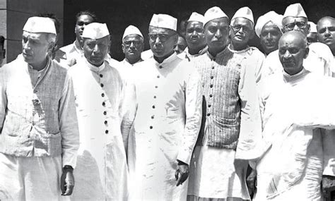 சுதந்திரச் சுடர்கள்: உணர்ச்சிகரமான அரியதொரு தருணம் | India at 75 ...