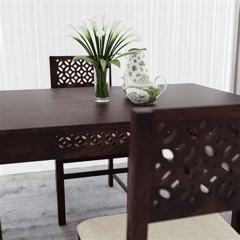 4 Seater dining made of solid sheesham wood – DIMARVA