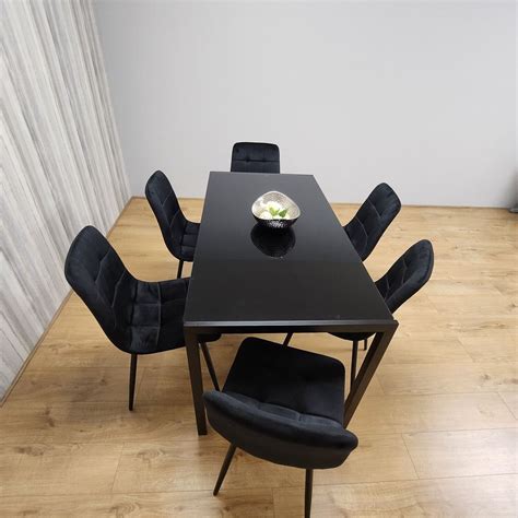 6 Stylish Black Kitchen Table Chairs for Modern Spaces