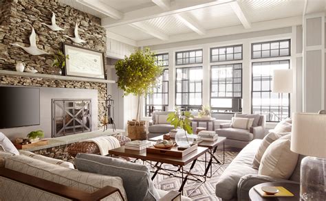 10 Essential Rules for Decorating a Lake House