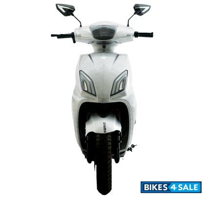 Warivo Edge Plus price, specs, mileage, colours, photos and reviews ...