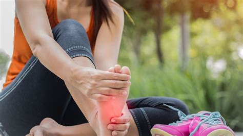 Foot Pain: Types, Causes and Physiotherapy Treatment