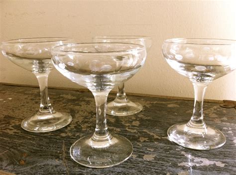 Best Champagne Coupe Glasses Uk at Milla Gadsdon blog