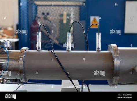 Particle Accelerator 的图像结果