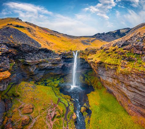 A Guide’s Guide to Iceland’s Waterfalls