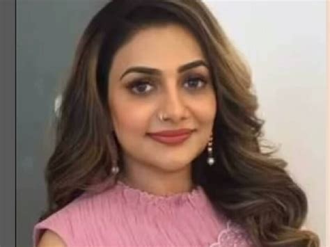 Rimi Tomy: 'പ്രായം വെറും ഒരു നമ്പർ എന്നൊക്കെ പറഞ്ഞാലും ഉള്ളിൽ ഒരു തേങ്ങ ...