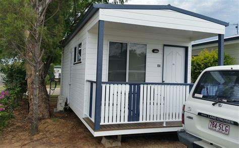 CYPRESS PINES TOURIST PARK (Chinchilla) - Apartment Reviews & Photos ...