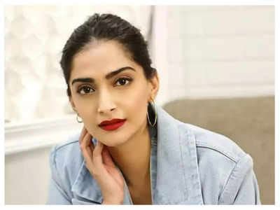 Sonam Kapoor drops new pics from a shoot, looks breathtaking in Indian ...