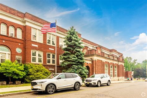 Yantacaw Elementary School in Nutley, NJ - Homes.com